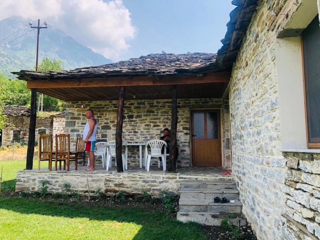 Guest House Qafe Dardha - Tomorr National Park Qafe Dardhe Екстериор снимка