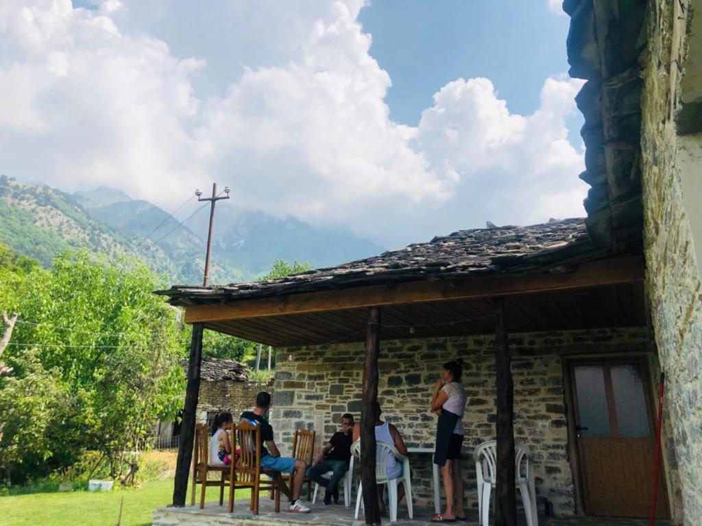 Guest House Qafe Dardha - Tomorr National Park Qafe Dardhe Екстериор снимка