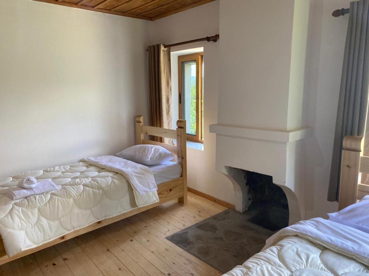 Guest House Qafe Dardha - Tomorr National Park Qafe Dardhe Екстериор снимка